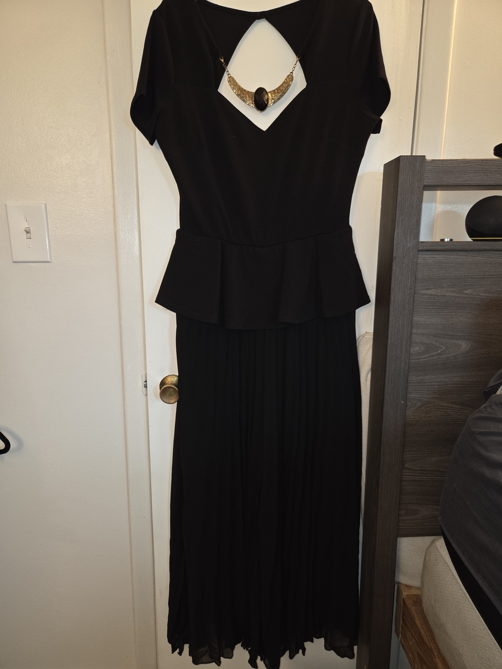 Elegant Black Maxi Dress with Peplum Detail